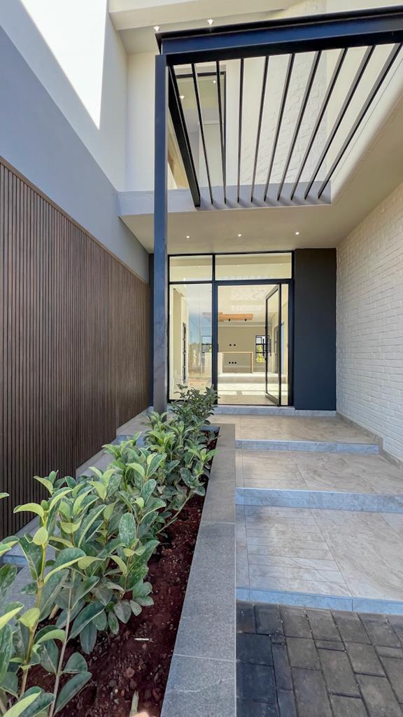 4 Bedroom Property for Sale in Fountainbrook Estate Gauteng