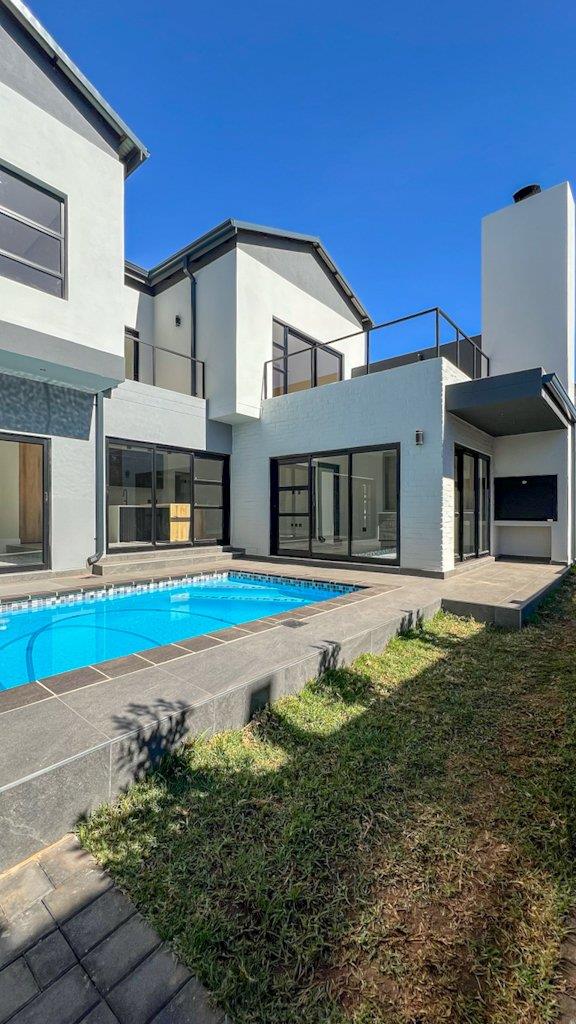 4 Bedroom Property for Sale in Fountainbrook Estate Gauteng