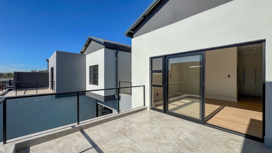 4 Bedroom Property for Sale in Fountainbrook Estate Gauteng