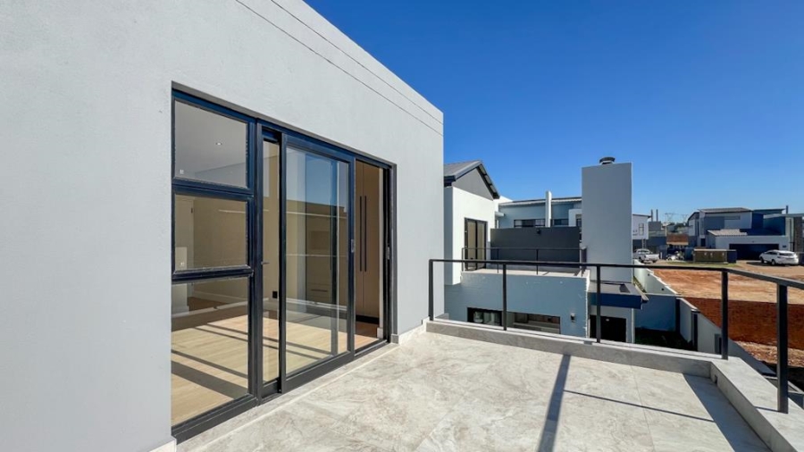 4 Bedroom Property for Sale in Fountainbrook Estate Gauteng