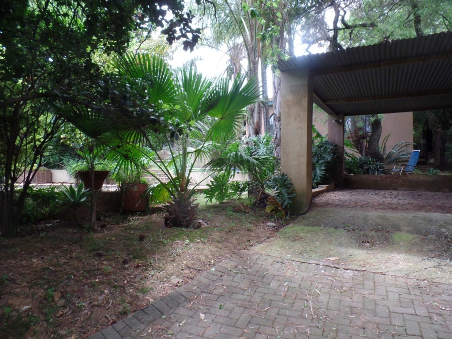 7 Bedroom Property for Sale in Waterkloof Ridge Gauteng