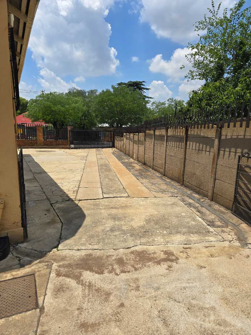 4 Bedroom Property for Sale in Delville Gauteng