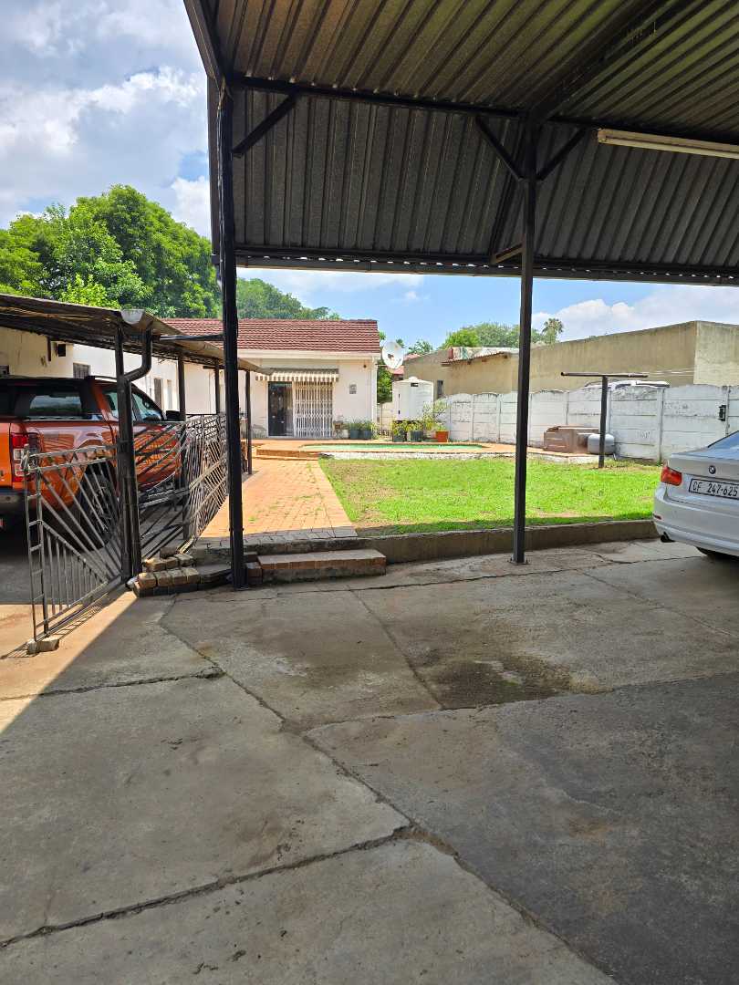 4 Bedroom Property for Sale in Delville Gauteng