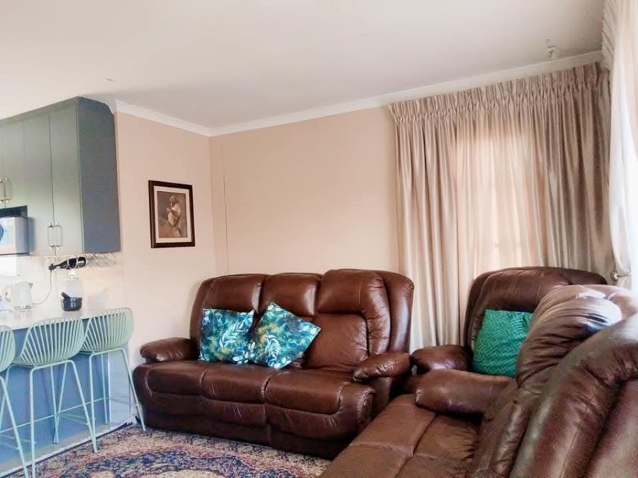3 Bedroom Property for Sale in Savanna City Gauteng