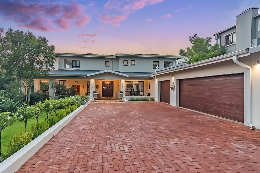 5 Bedroom Property for Sale in Featherbrooke Estate Gauteng