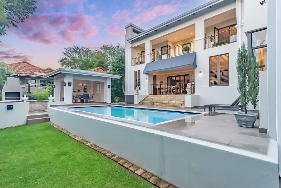5 Bedroom Property for Sale in Featherbrooke Estate Gauteng