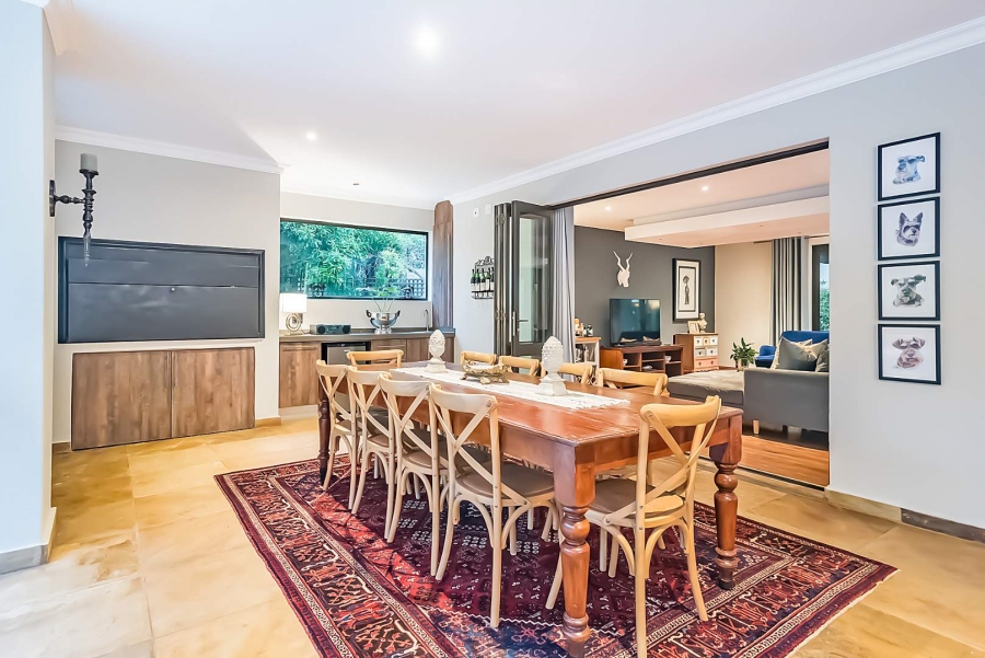 5 Bedroom Property for Sale in Featherbrooke Estate Gauteng