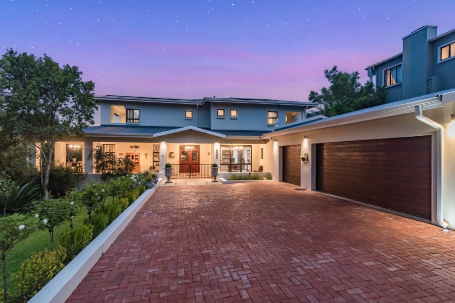 5 Bedroom Property for Sale in Featherbrooke Estate Gauteng