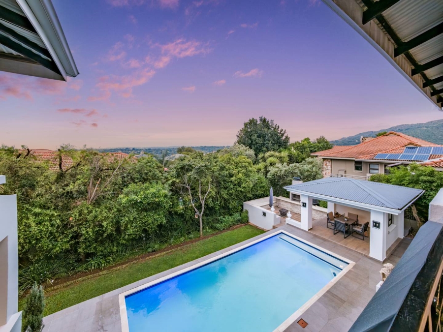 5 Bedroom Property for Sale in Featherbrooke Estate Gauteng