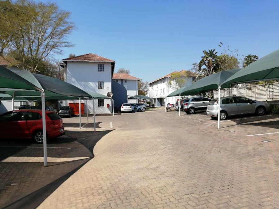 To Let 2 Bedroom Property for Rent in Groenkloof Gauteng