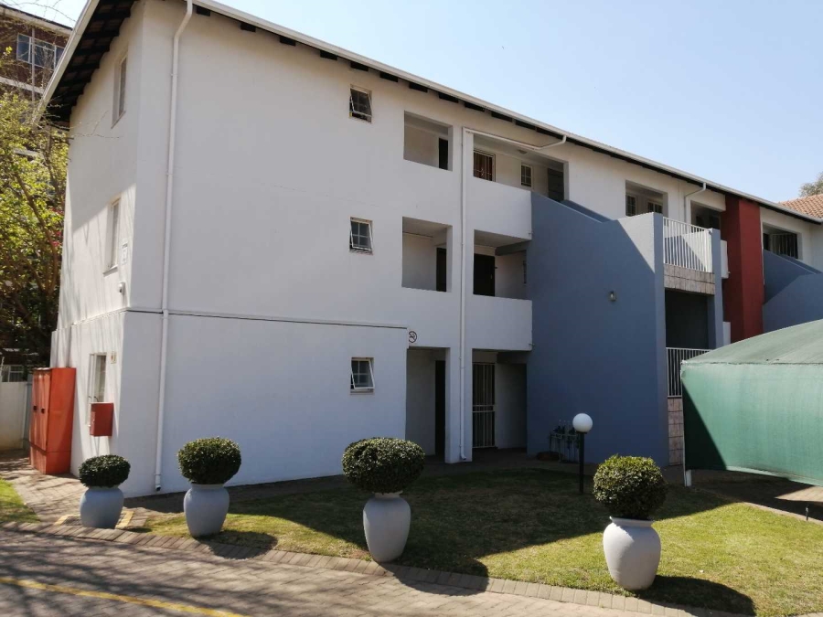 To Let 2 Bedroom Property for Rent in Groenkloof Gauteng