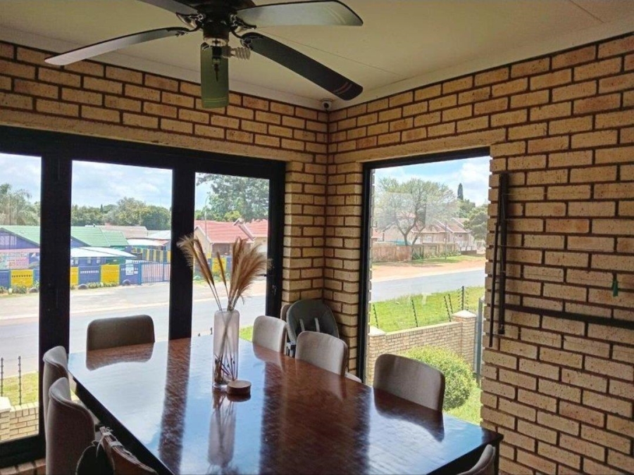 3 Bedroom Property for Sale in Terenure Gauteng