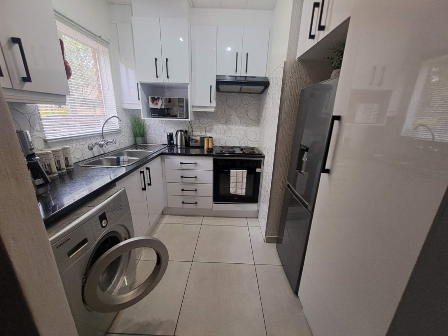 2 Bedroom Property for Sale in Highveld Gauteng