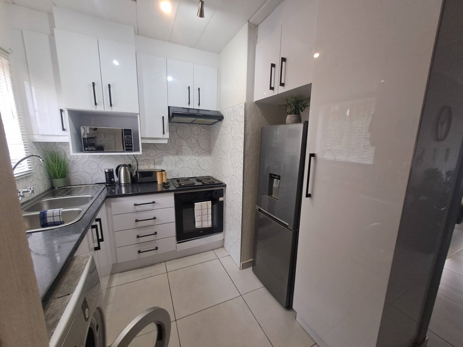 2 Bedroom Property for Sale in Highveld Gauteng