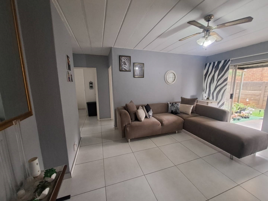 2 Bedroom Property for Sale in Highveld Gauteng