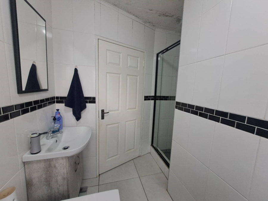 2 Bedroom Property for Sale in Highveld Gauteng