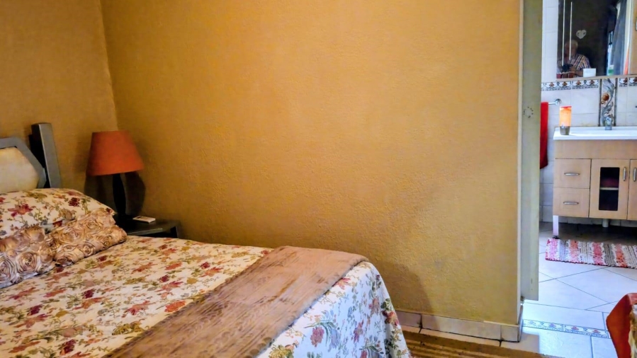 4 Bedroom Property for Sale in Bonaero Park Gauteng