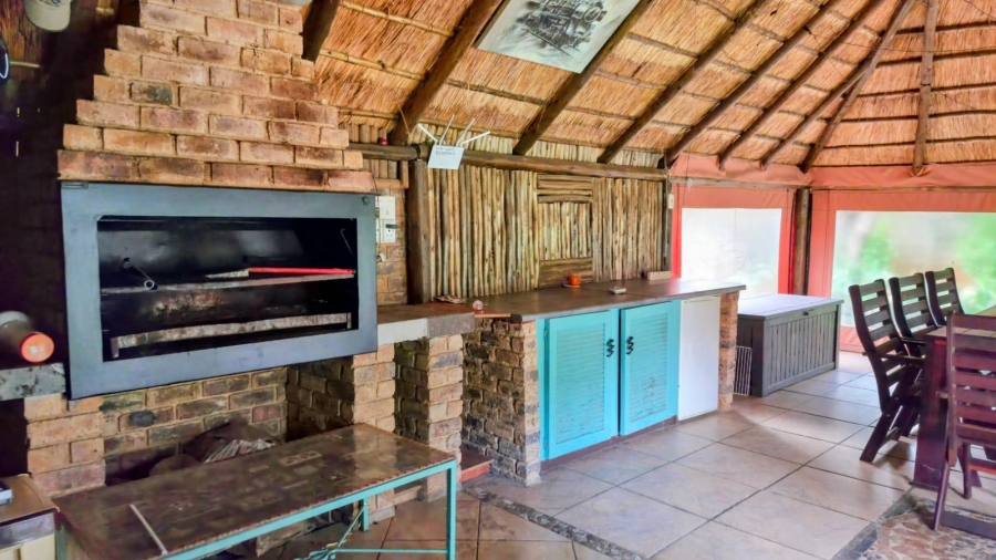4 Bedroom Property for Sale in Bonaero Park Gauteng