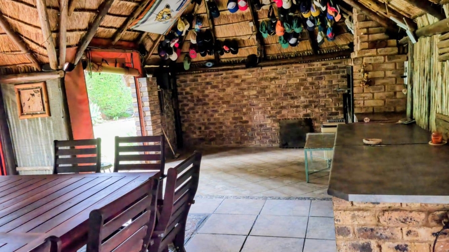 4 Bedroom Property for Sale in Bonaero Park Gauteng