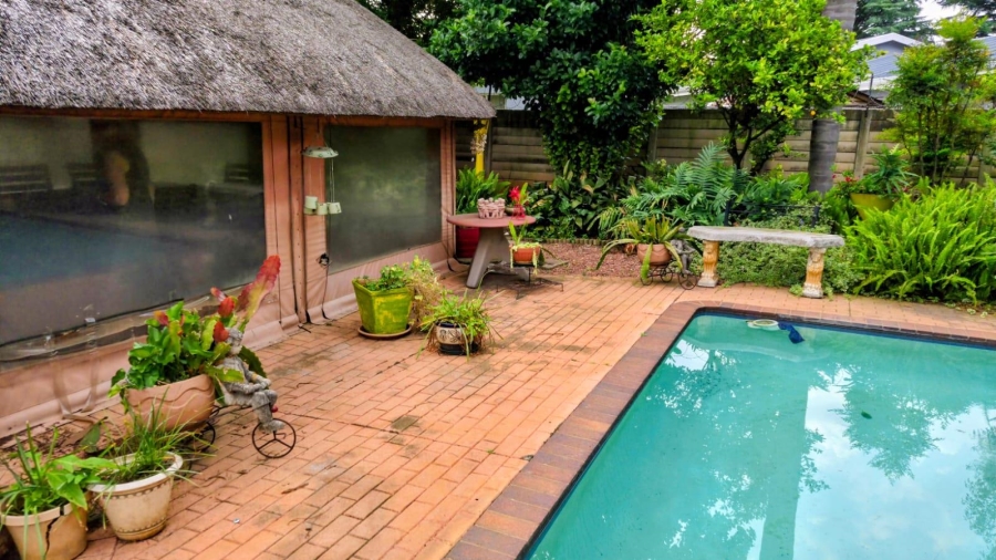 4 Bedroom Property for Sale in Bonaero Park Gauteng