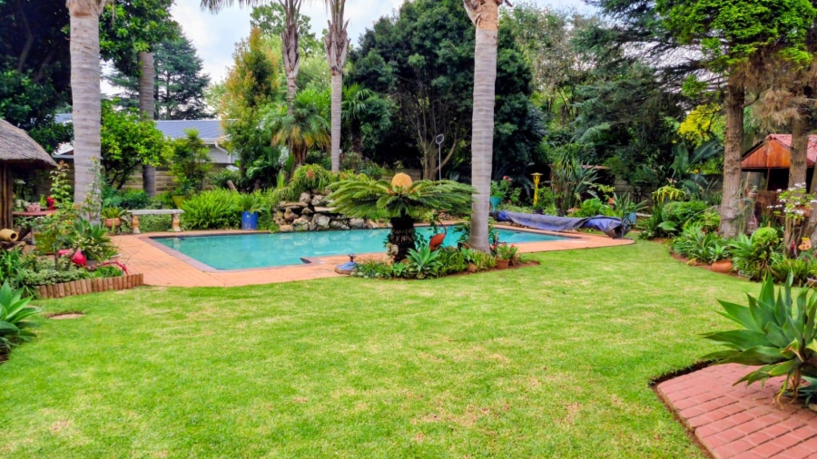 4 Bedroom Property for Sale in Bonaero Park Gauteng