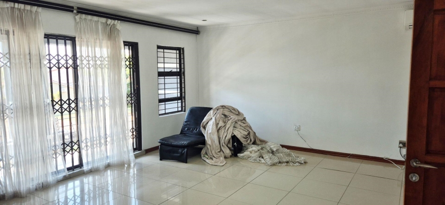 7 Bedroom Property for Sale in Lenasia Ext 3 Gauteng