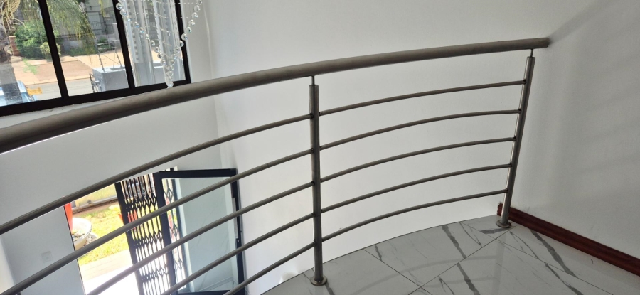 7 Bedroom Property for Sale in Lenasia Ext 3 Gauteng