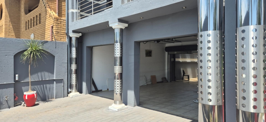 7 Bedroom Property for Sale in Lenasia Ext 3 Gauteng