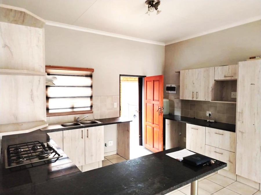 2 Bedroom Property for Sale in Norton Gauteng