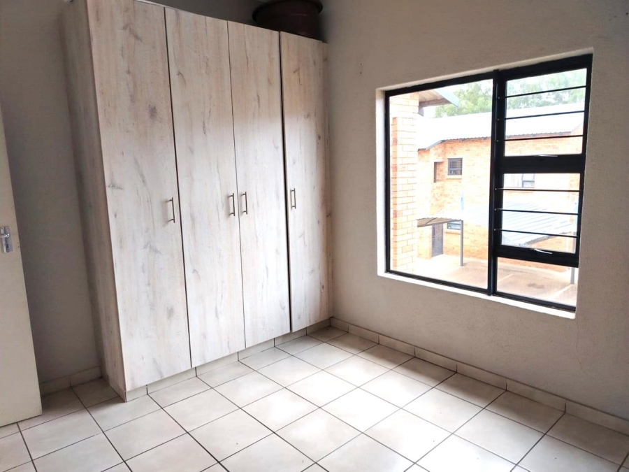 2 Bedroom Property for Sale in Norton Gauteng