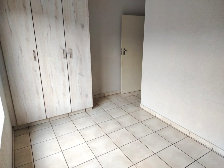 2 Bedroom Property for Sale in Norton Gauteng