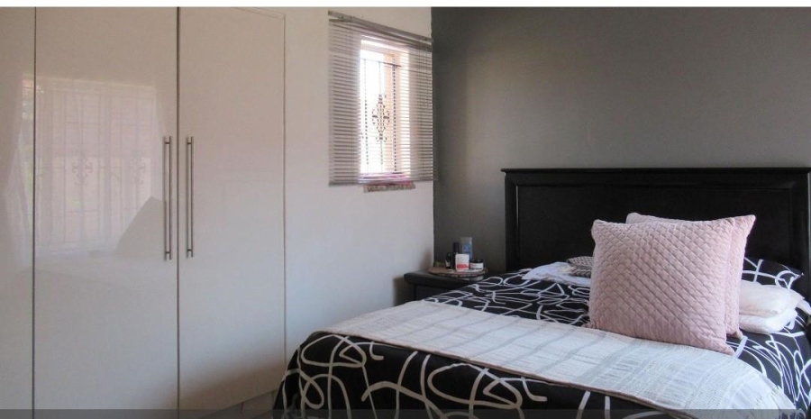 3 Bedroom Property for Sale in Ennerdale Gauteng