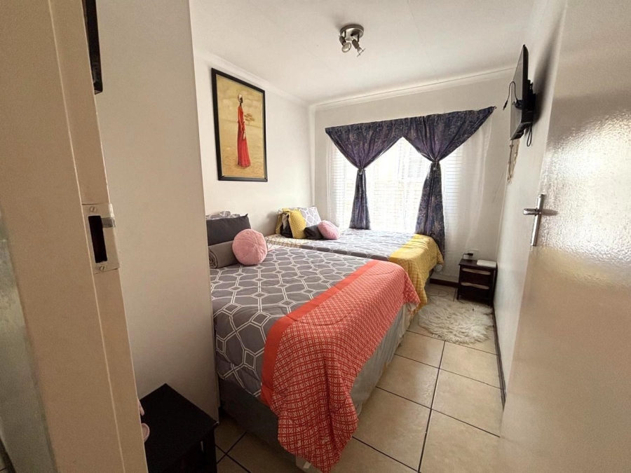 3 Bedroom Property for Sale in Roseacres Gauteng