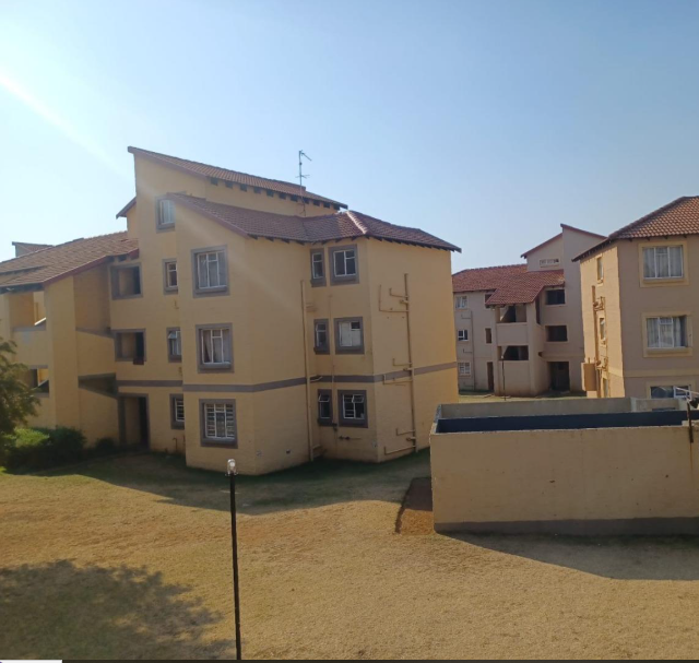 3 Bedroom Property for Sale in Ormonde Gauteng