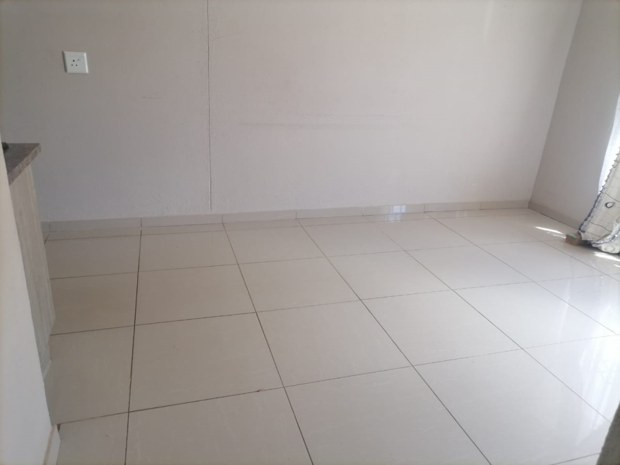 2 Bedroom Property for Sale in Savanna City Gauteng