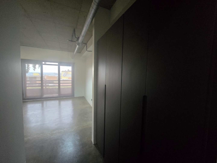 1 Bedroom Property for Sale in New Doornfontein Gauteng