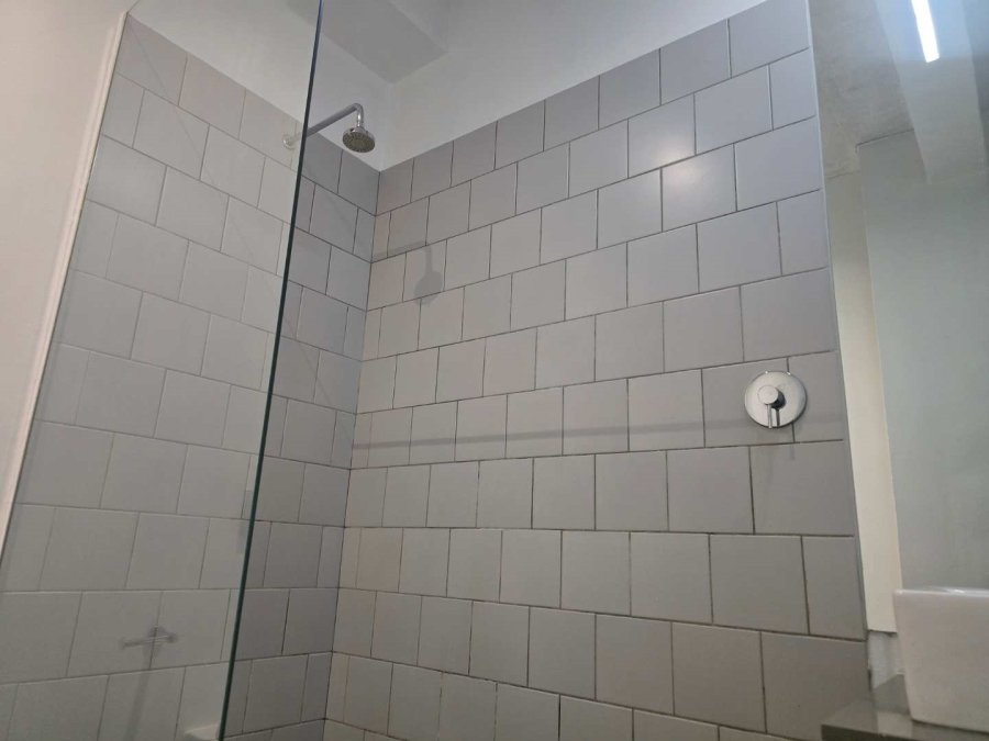 1 Bedroom Property for Sale in New Doornfontein Gauteng