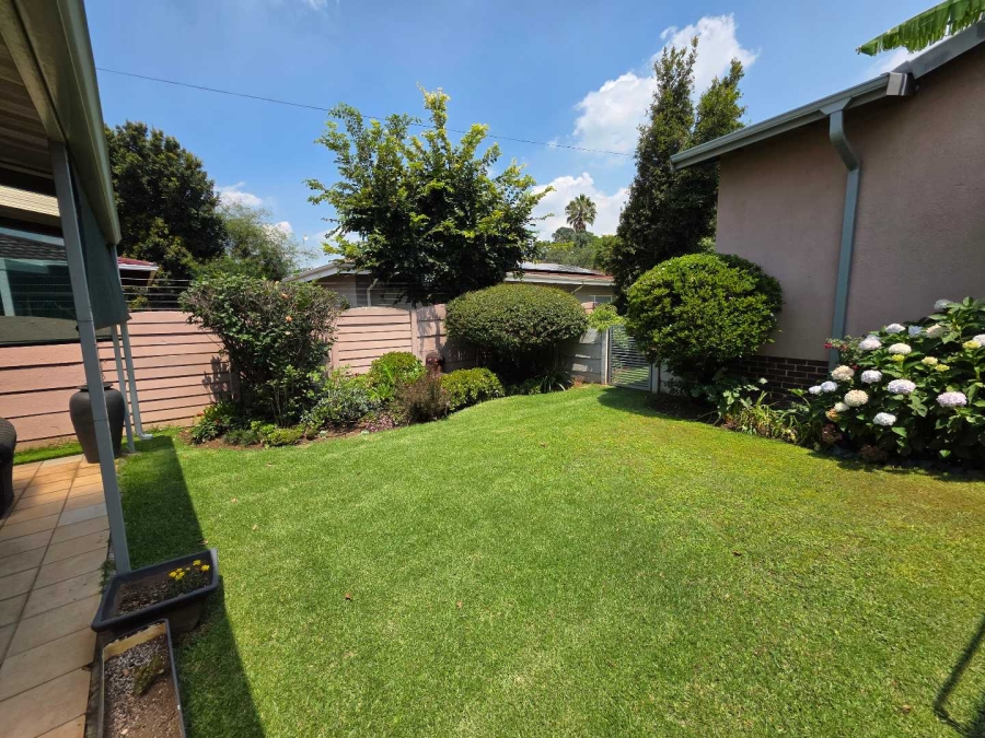 3 Bedroom Property for Sale in Farrarmere Gauteng