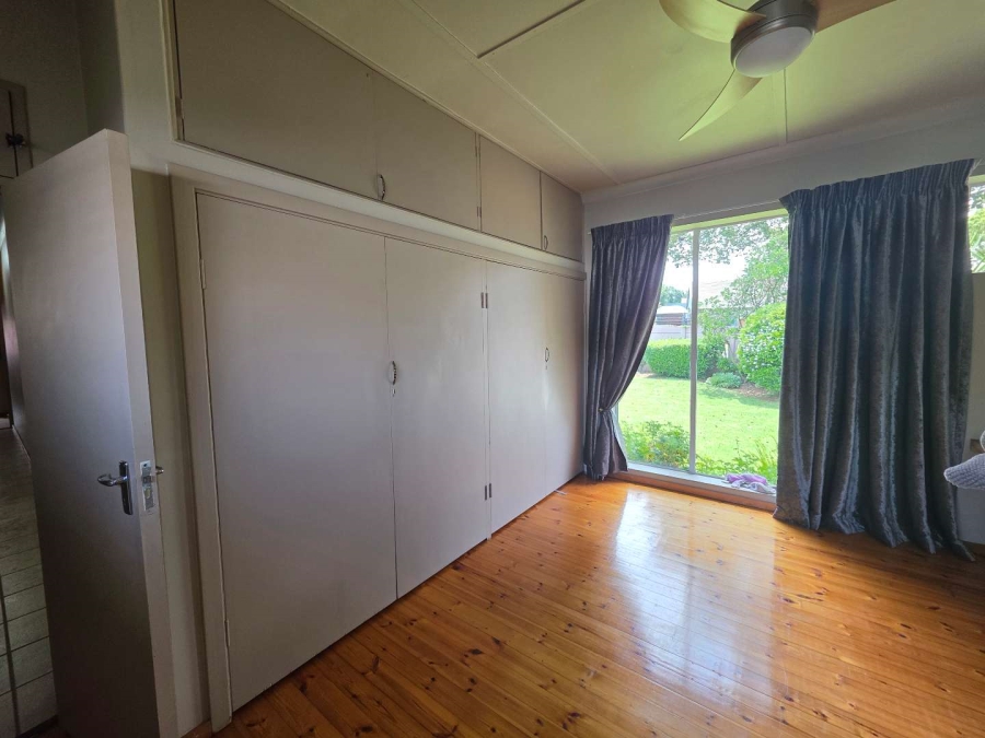 3 Bedroom Property for Sale in Farrarmere Gauteng