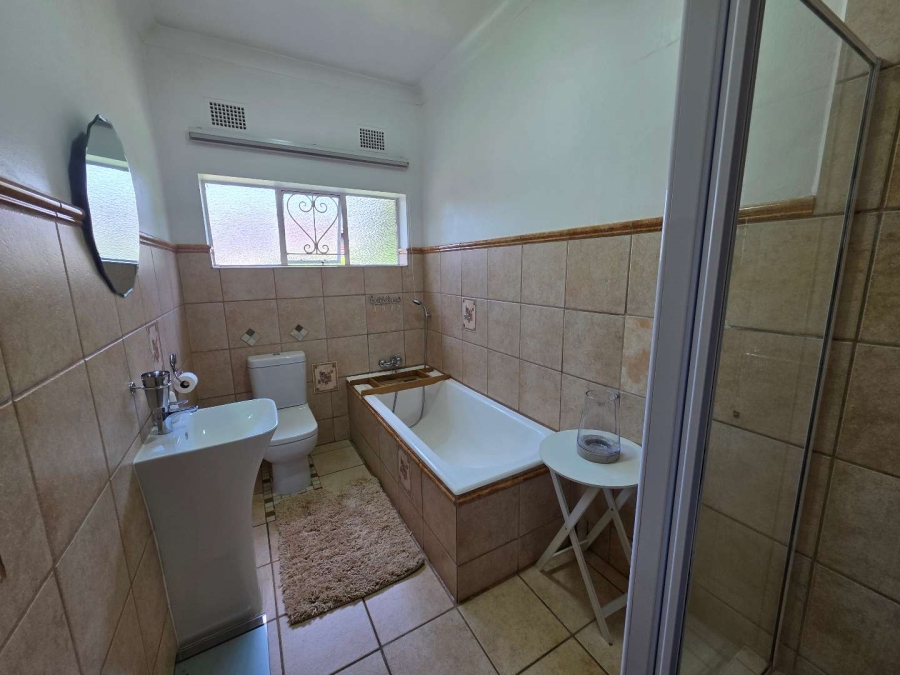 3 Bedroom Property for Sale in Farrarmere Gauteng