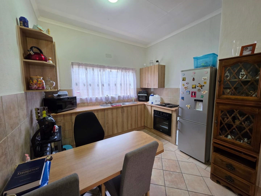 3 Bedroom Property for Sale in Farrarmere Gauteng