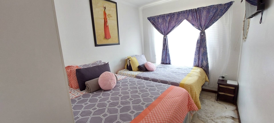 3 Bedroom Property for Sale in Roseacres Gauteng