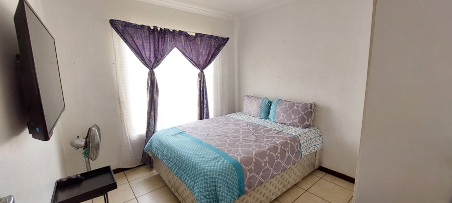 3 Bedroom Property for Sale in Roseacres Gauteng