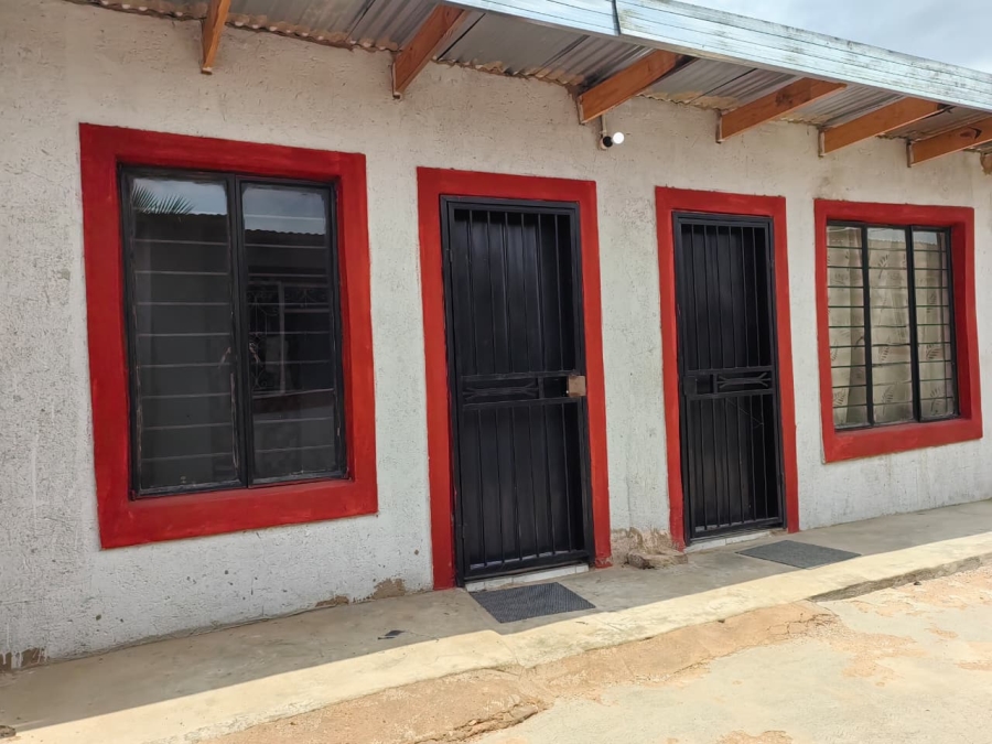 7 Bedroom Property for Sale in Soshanguve T Gauteng