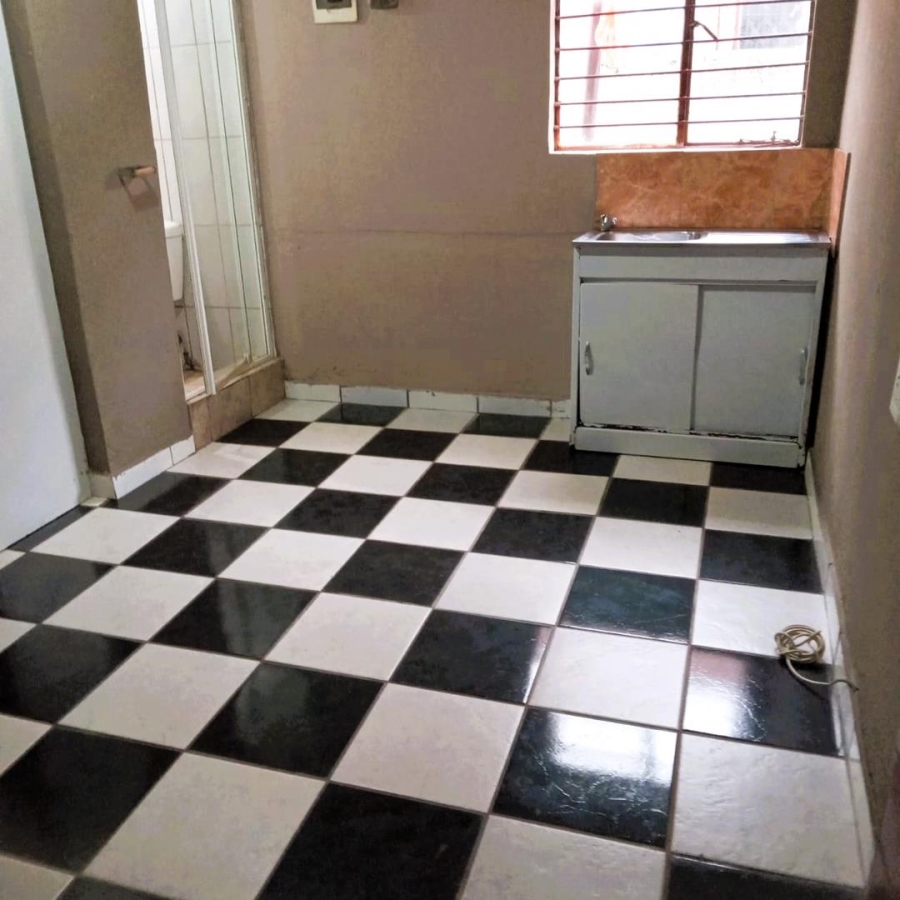 16 Bedroom Property for Sale in Hammanskraal Gauteng