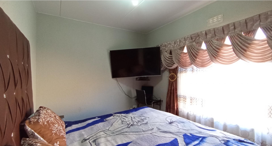 3 Bedroom Property for Sale in Klippoortje Gauteng