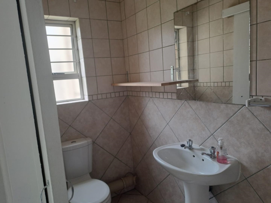 To Let 2 Bedroom Property for Rent in Tijger Valley Gauteng