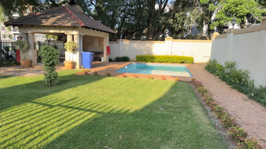 1 Bedroom Property for Sale in Nieuw Muckleneuk Gauteng