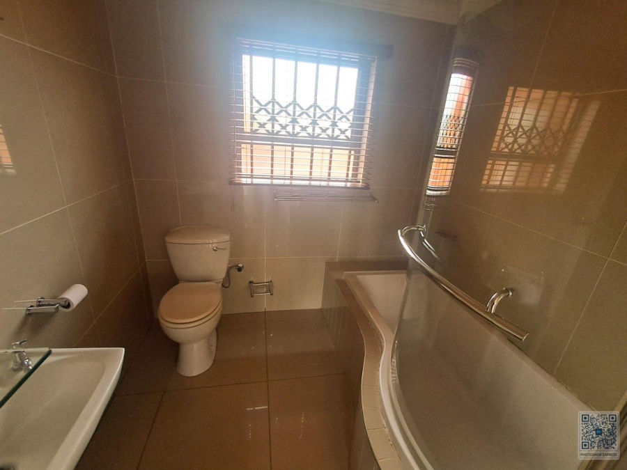 3 Bedroom Property for Sale in The Orchards Gauteng