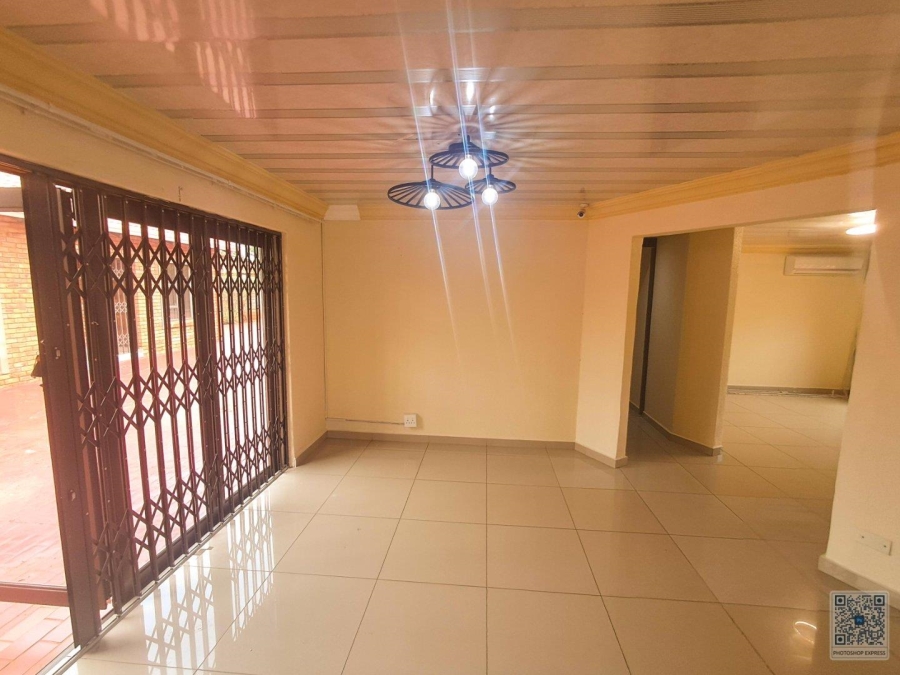 3 Bedroom Property for Sale in The Orchards Gauteng